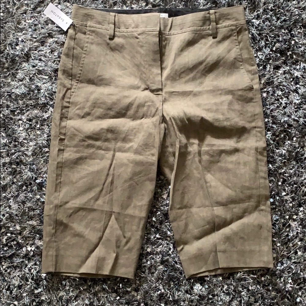Aritzia Babaton Kade Shorts